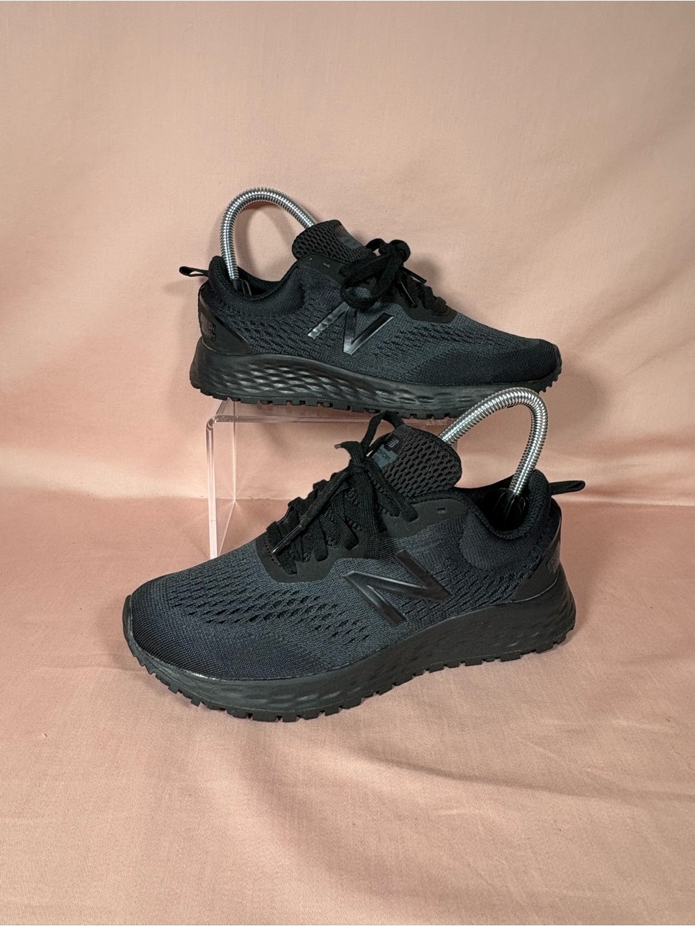 New Balance Arishi in Collaboration With Shoes For Crews Work Shoes Size W's 6